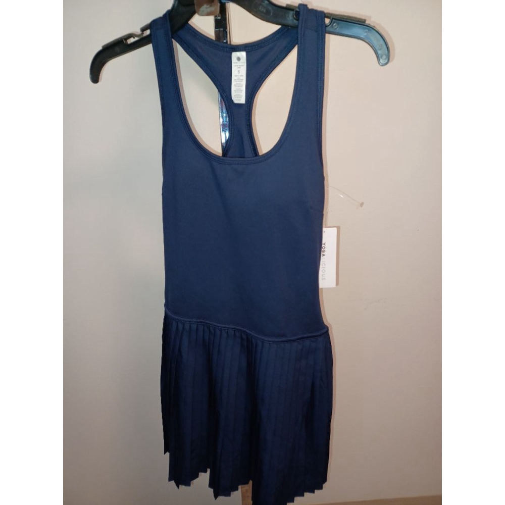 Yogaliscious Luxury Dress with Skort Size Small NWT